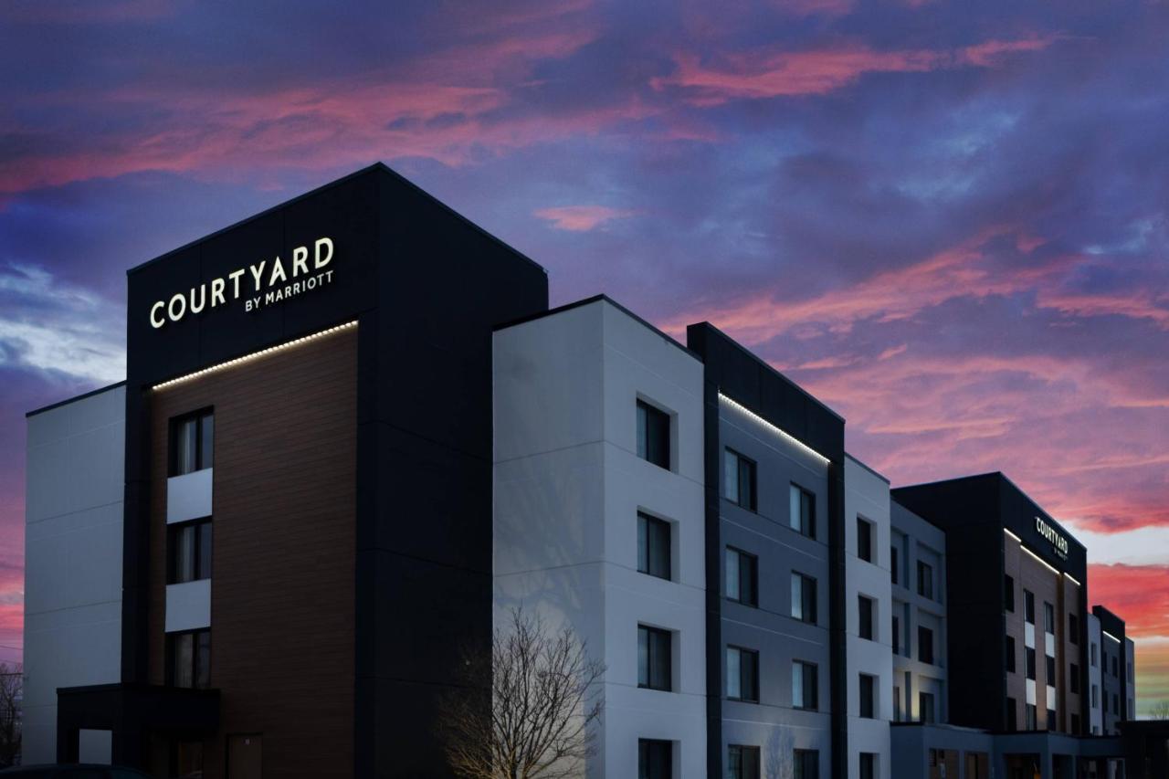 Courtyard By Marriott Buffalo Amherst/University Hotel Eksteriør billede