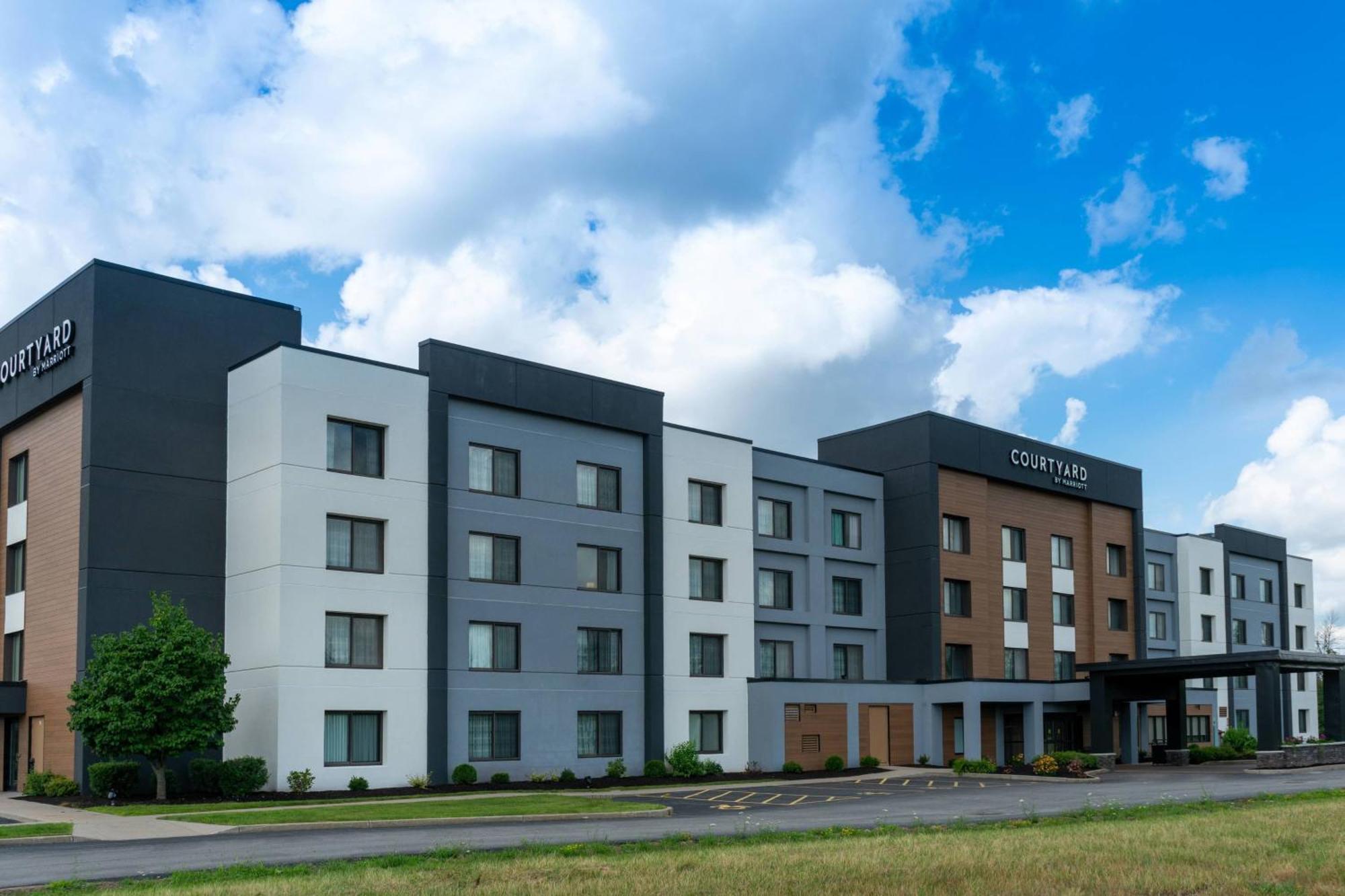 Courtyard By Marriott Buffalo Amherst/University Hotel Eksteriør billede